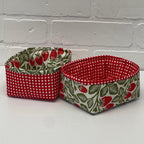 Kit: Petit Four Baskets Strawberries & Gingham