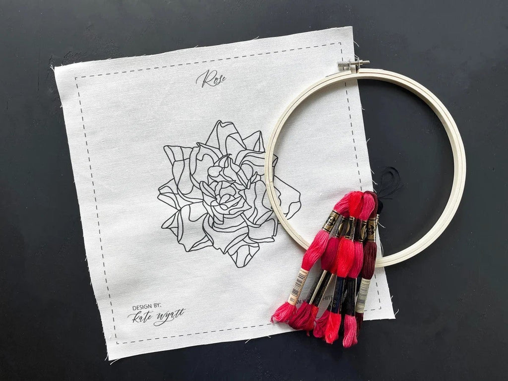 Embroidery Kit/Rose (Kate Wyatt)