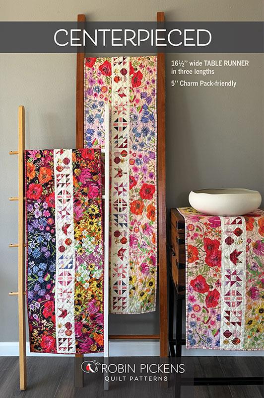 Pattern: Centerpieced Table Runner by Robin Pickens