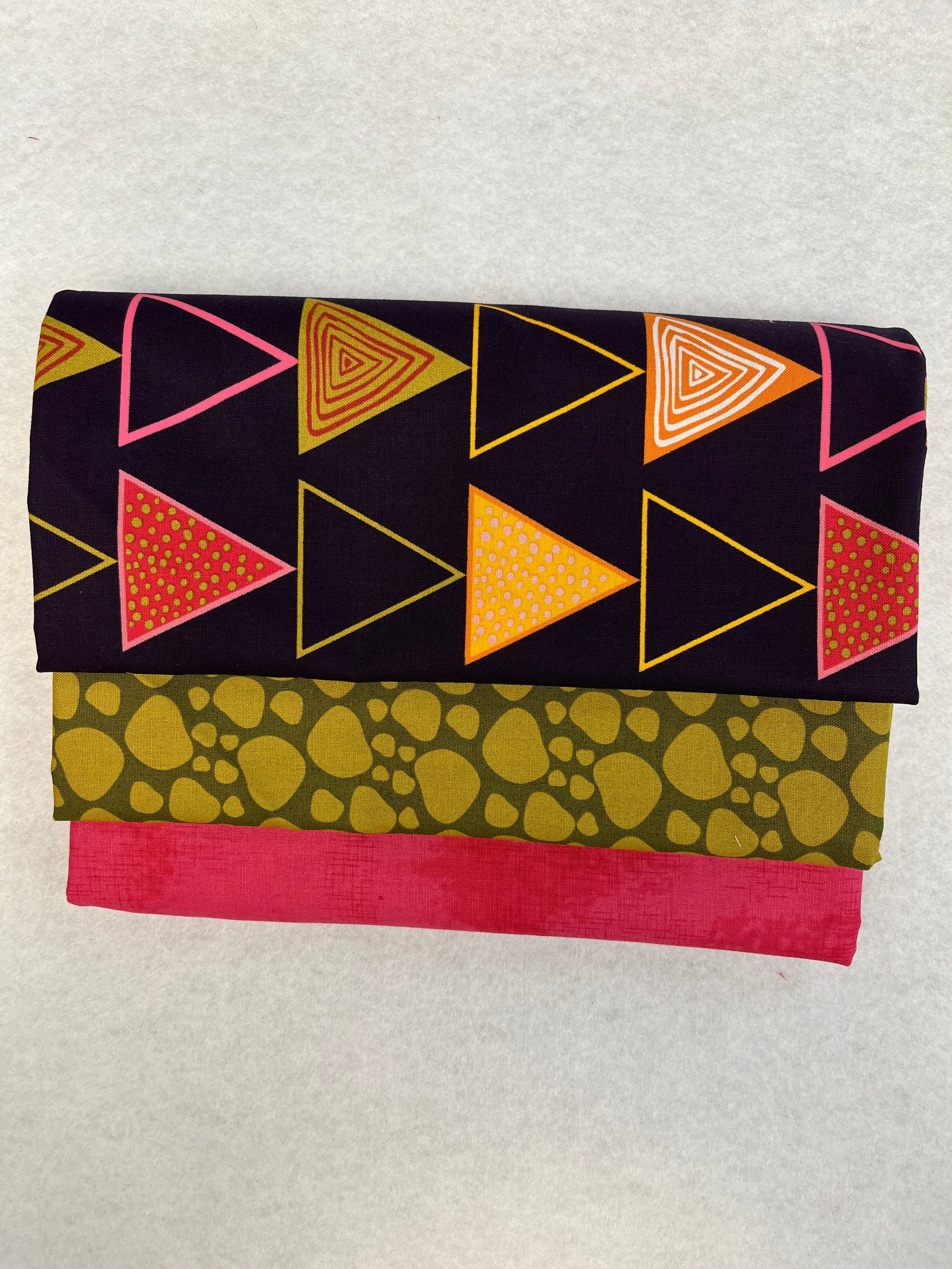 3 - 1 yard Bundle - Triangles and Pebbles