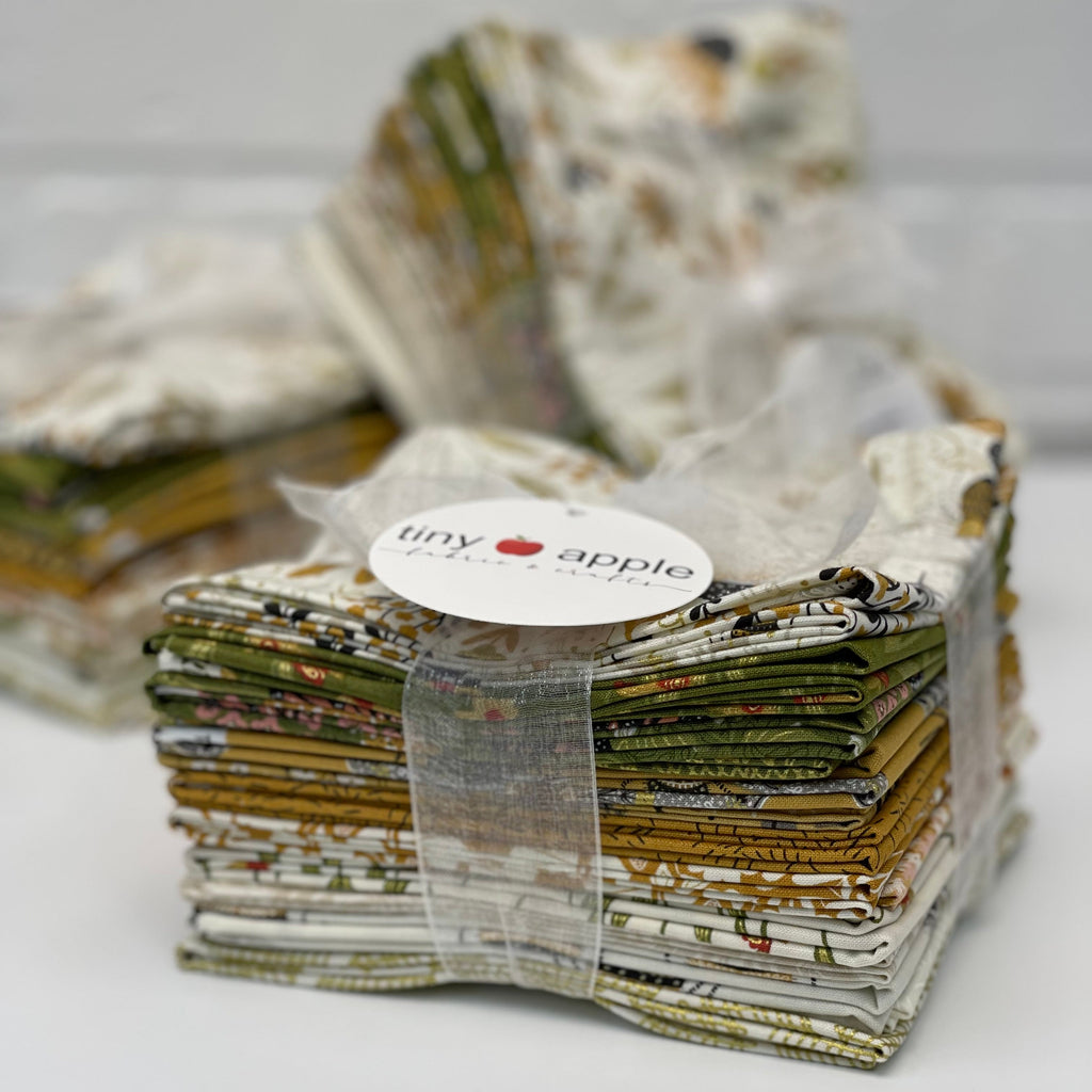 Fat Quarter Bundle (14) Bee Garden Gold and Green