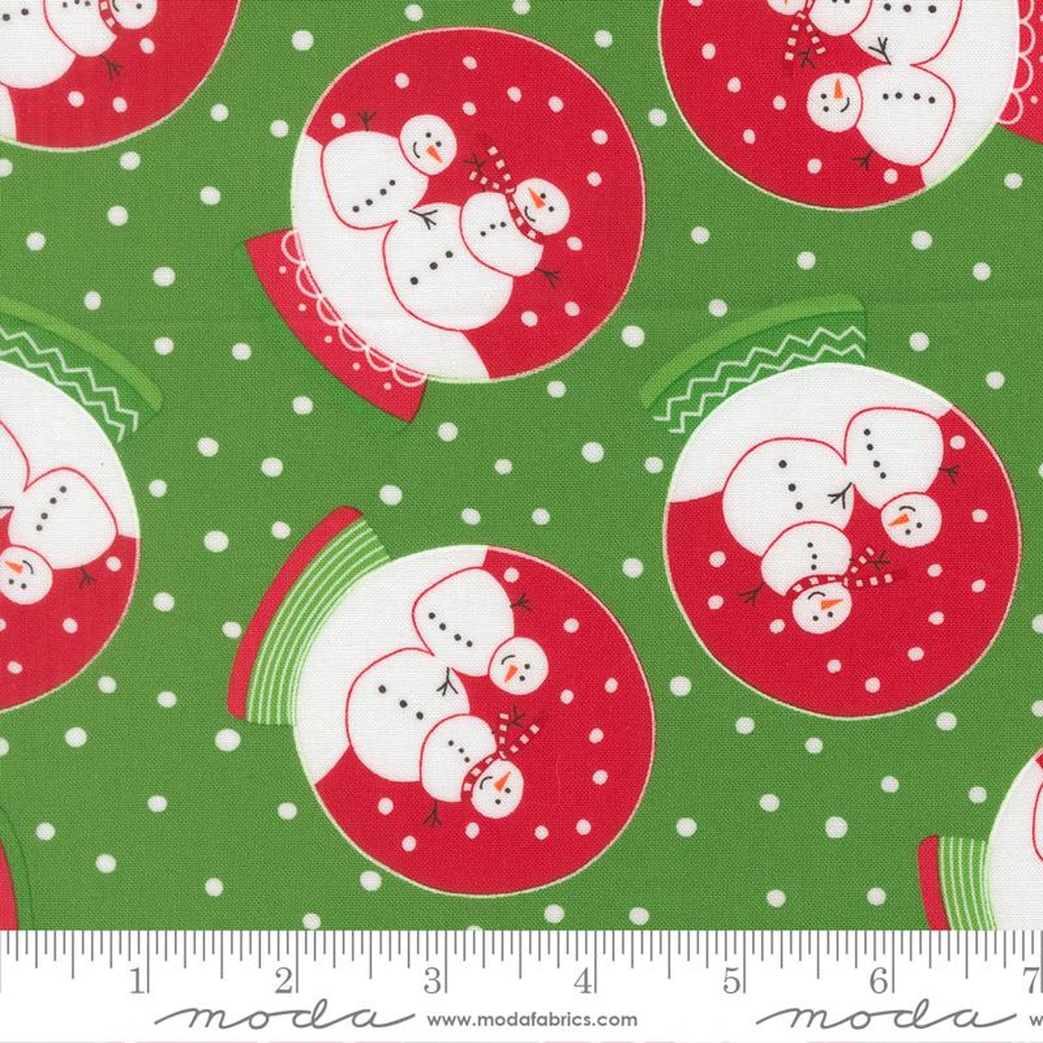 Snow Time - Snow Globe - Evergreen