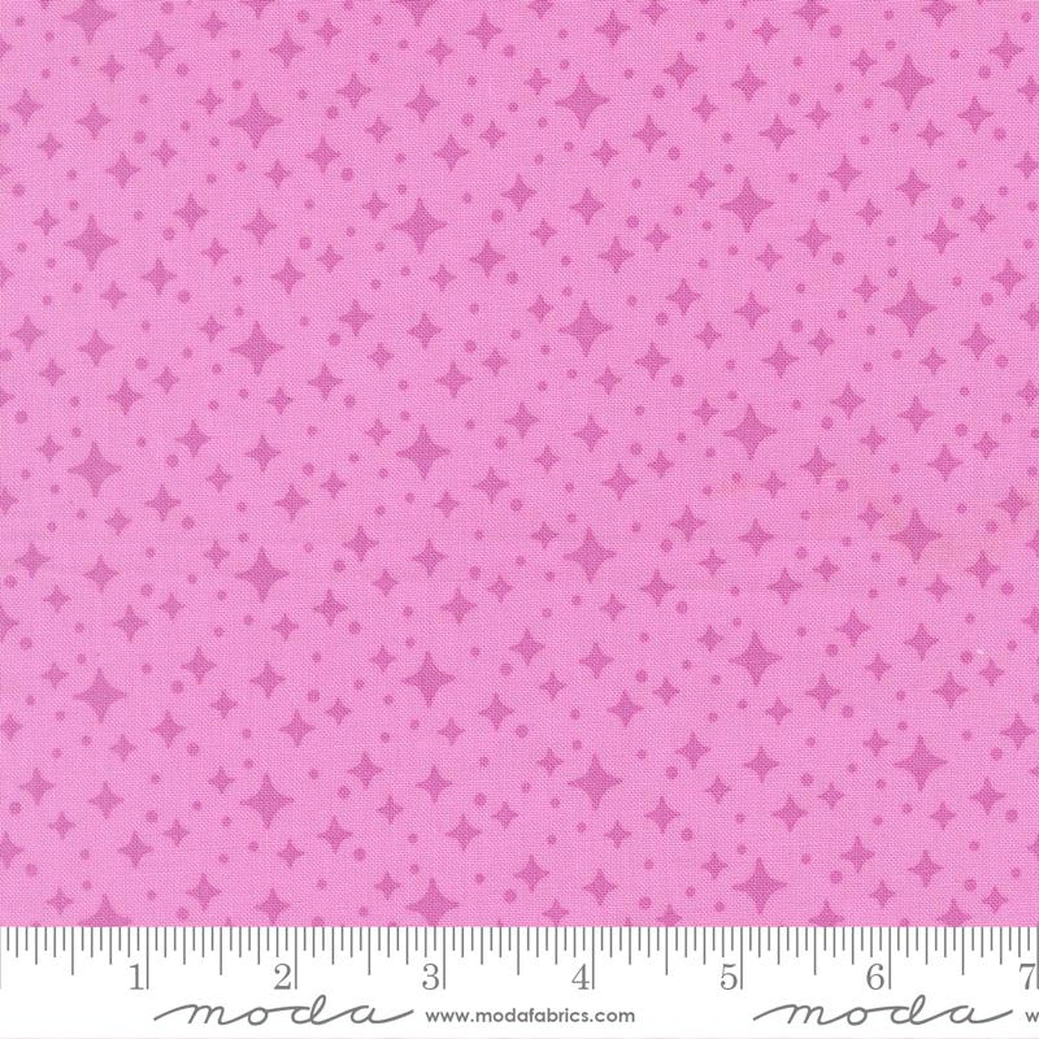 Scenery by Elizabeth Hartman - Starlight Blenders - Sweet Pea