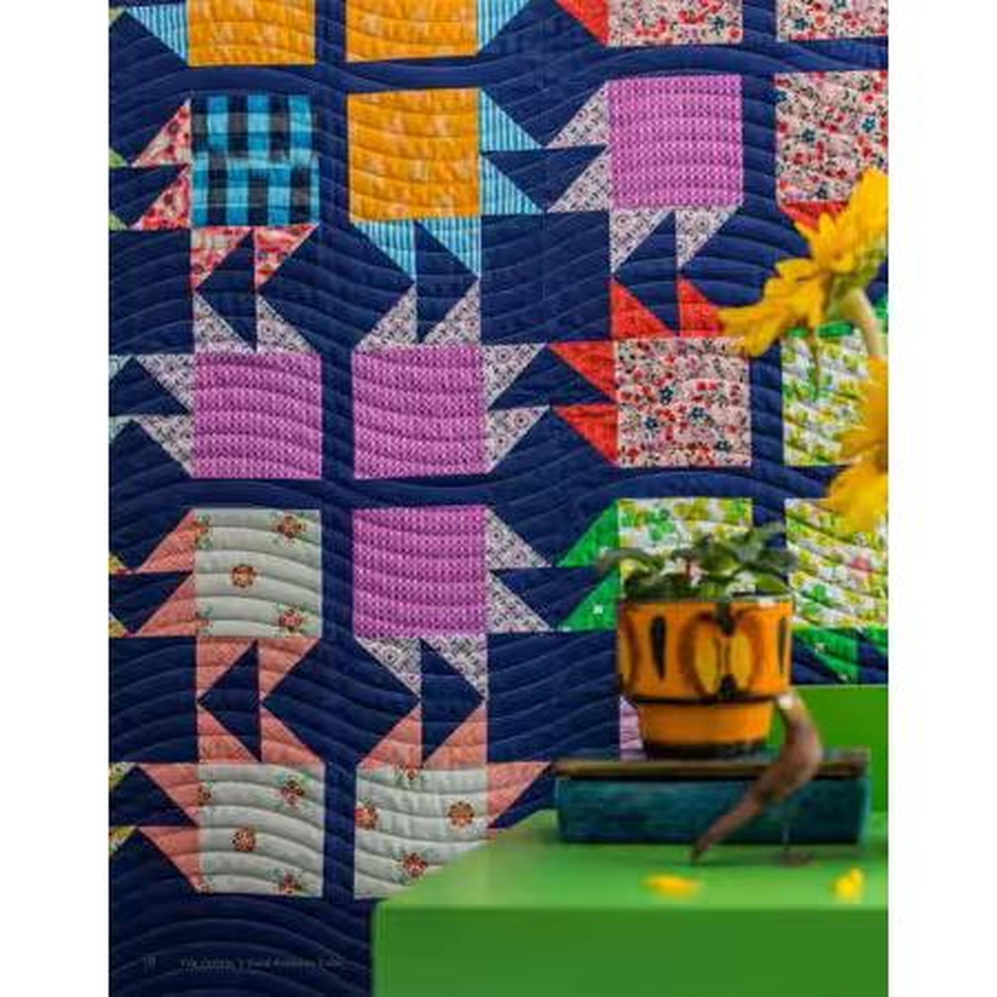 The Quilter's Field Guide To Color: A Hands On Workbook for Mastering Fabric