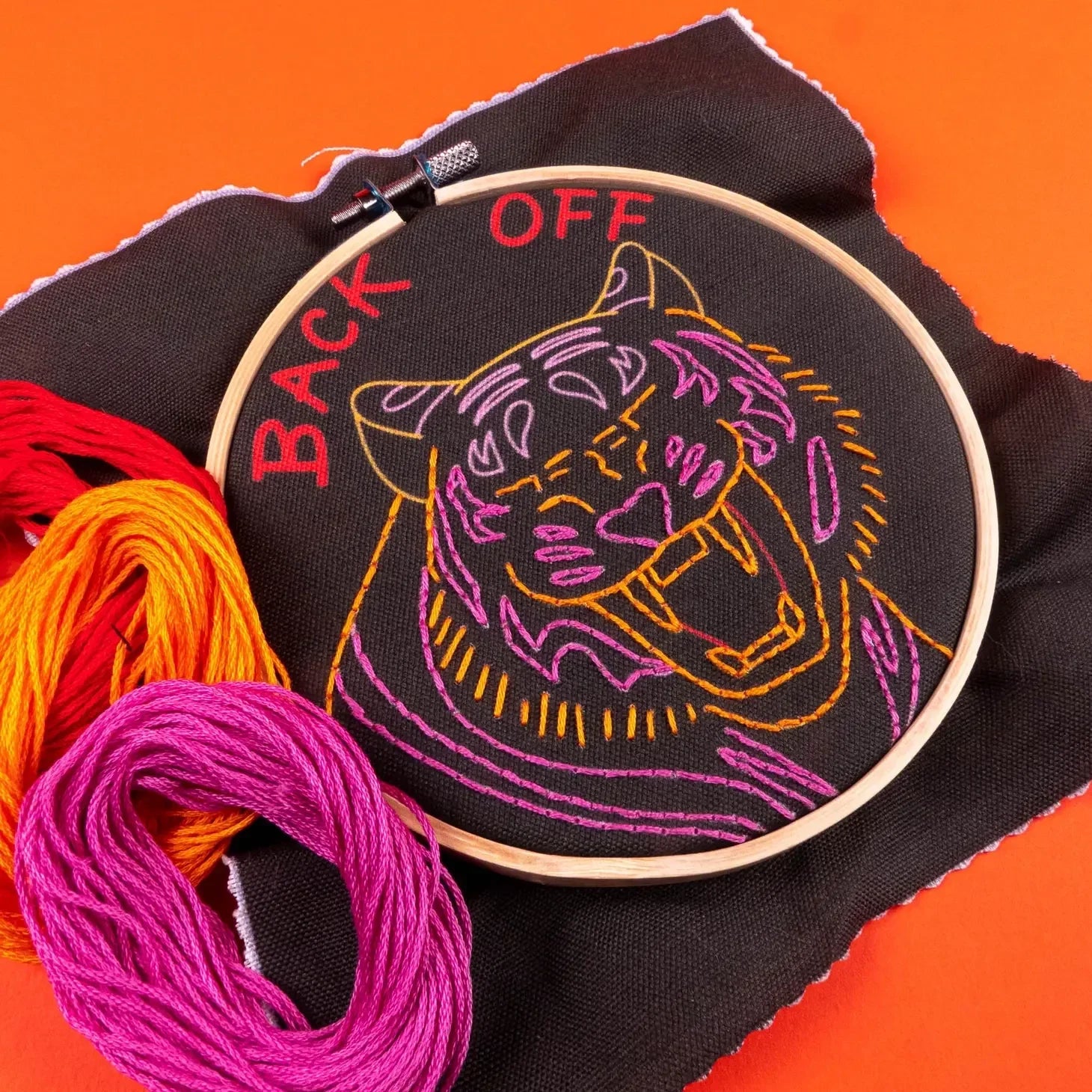 Back Off Tiger 5" Embroidery Kit
