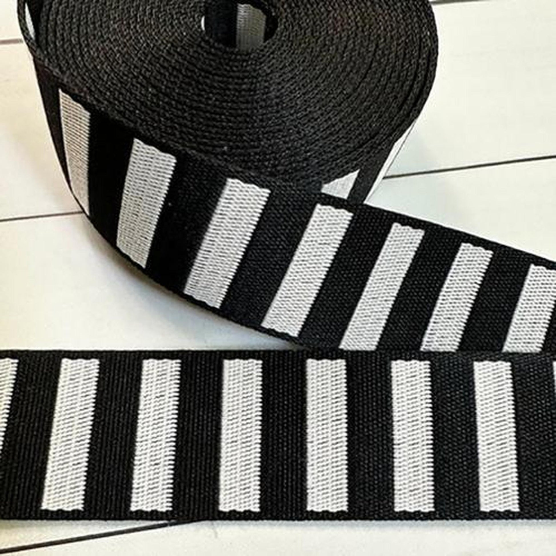 Bold Stripe in Black and White 1 1/2" Webbing