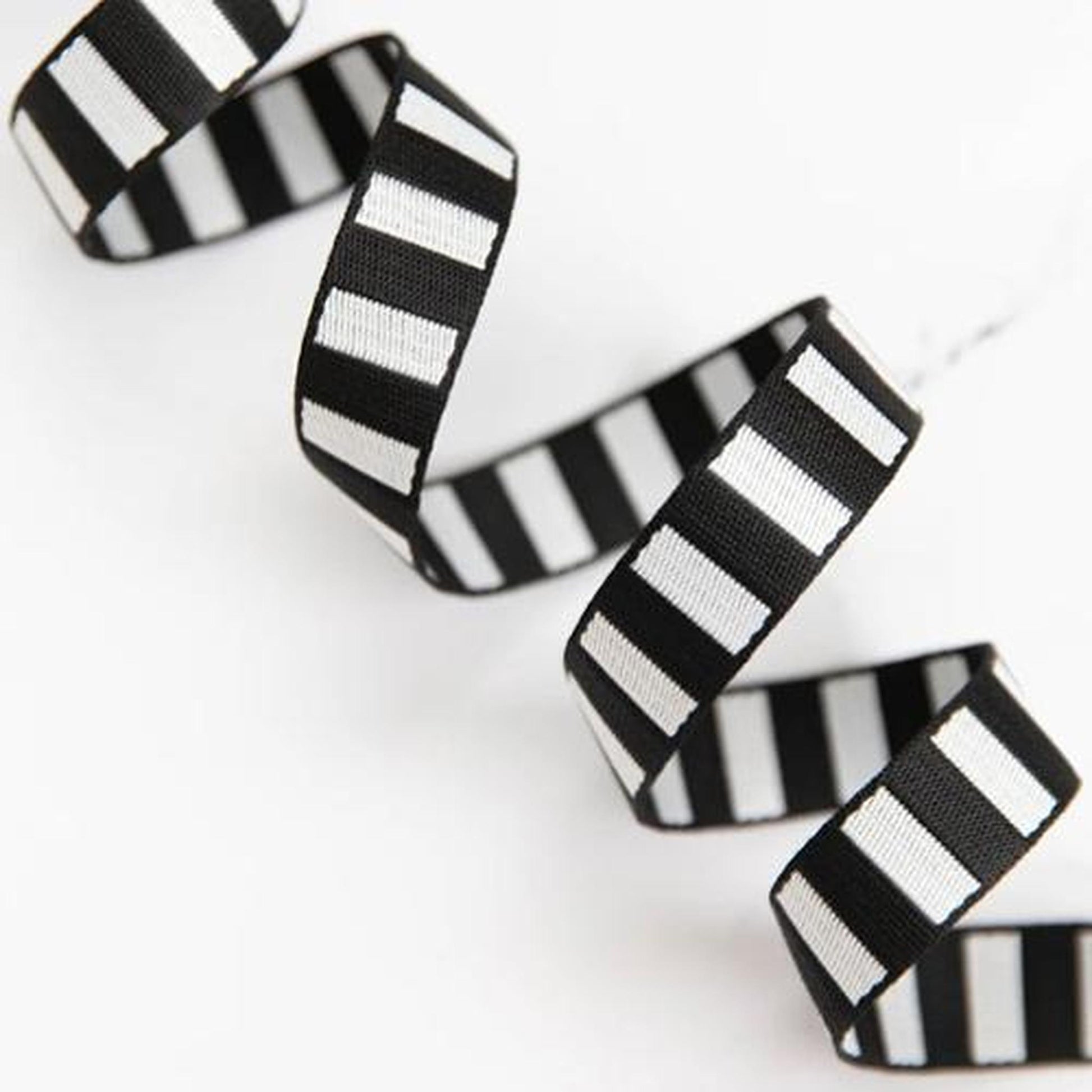 Bold Stripe in Black and White 1" Webbing
