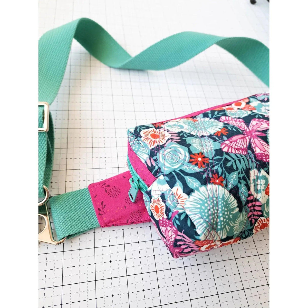 Pattern: Aspen Belt Bag by Center Street Quilts