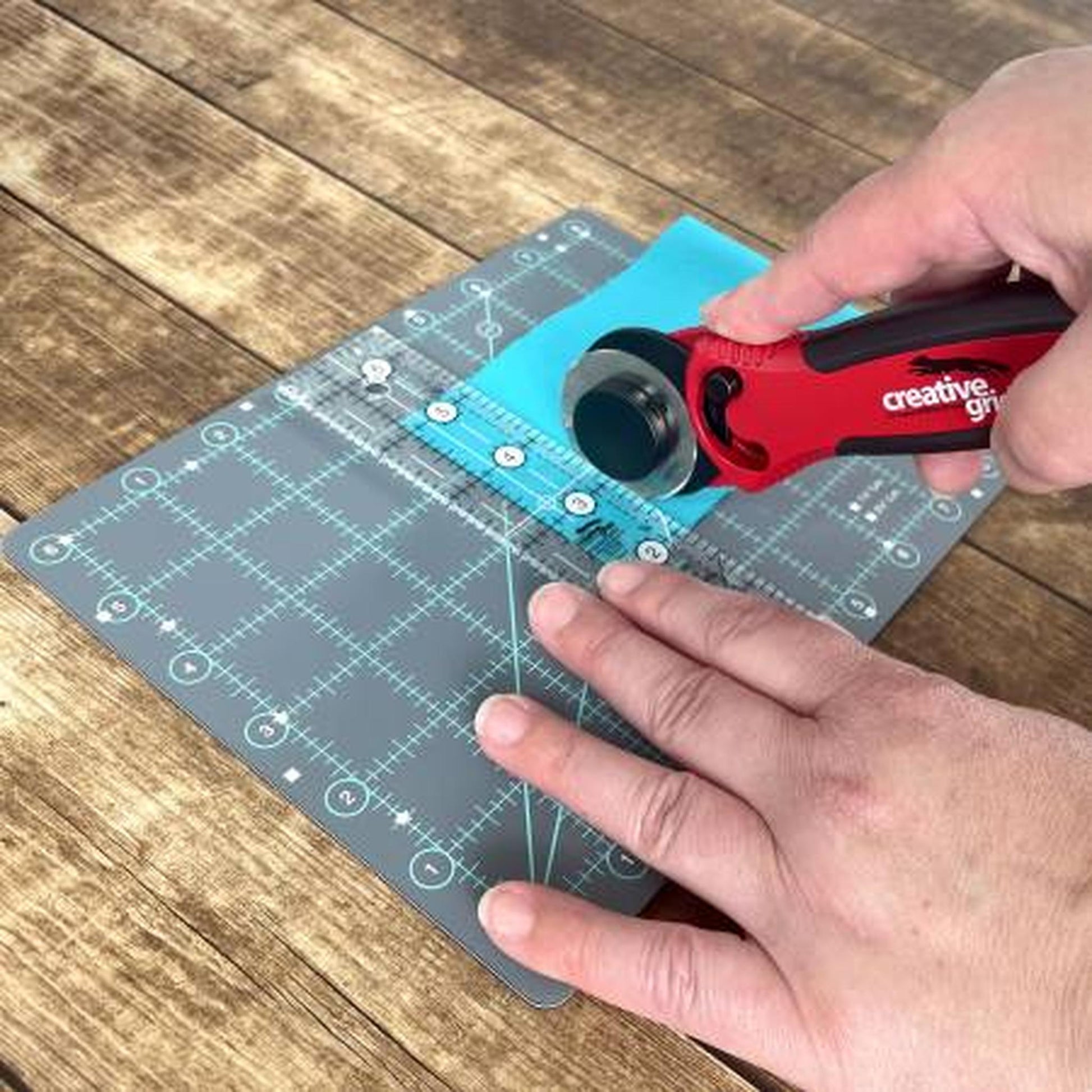 Creative Grids Cutting Mat - 6" x 8"