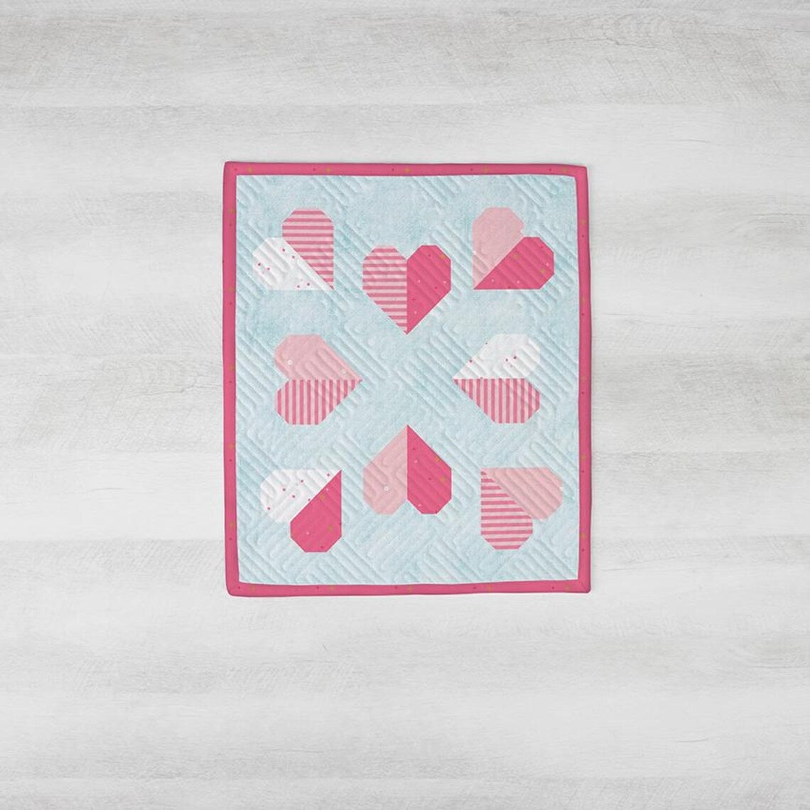 Kit: Tender Heart Tabletop Banner Kit Riley Blake Designs (12" x 14")