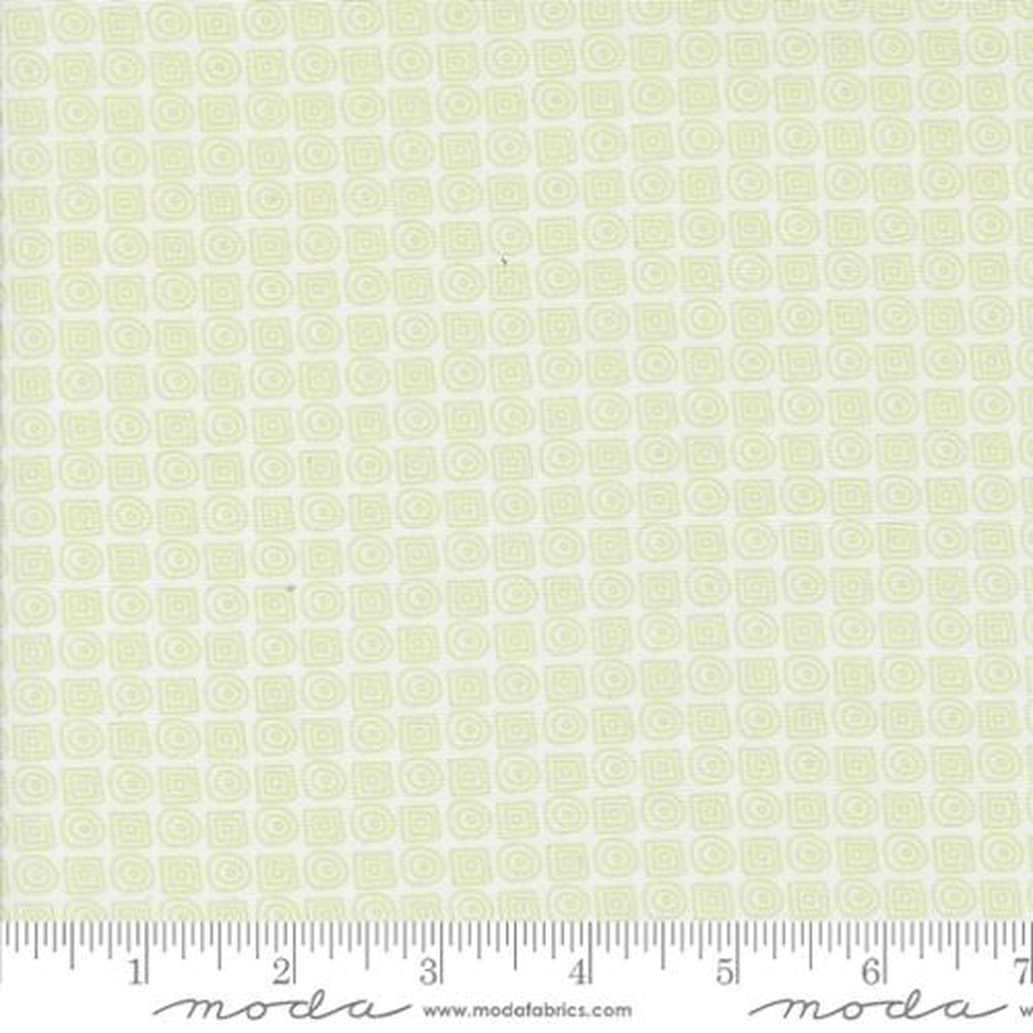 Mixed Bag of Bonbons by Jen Kingwell - Maze: White Green