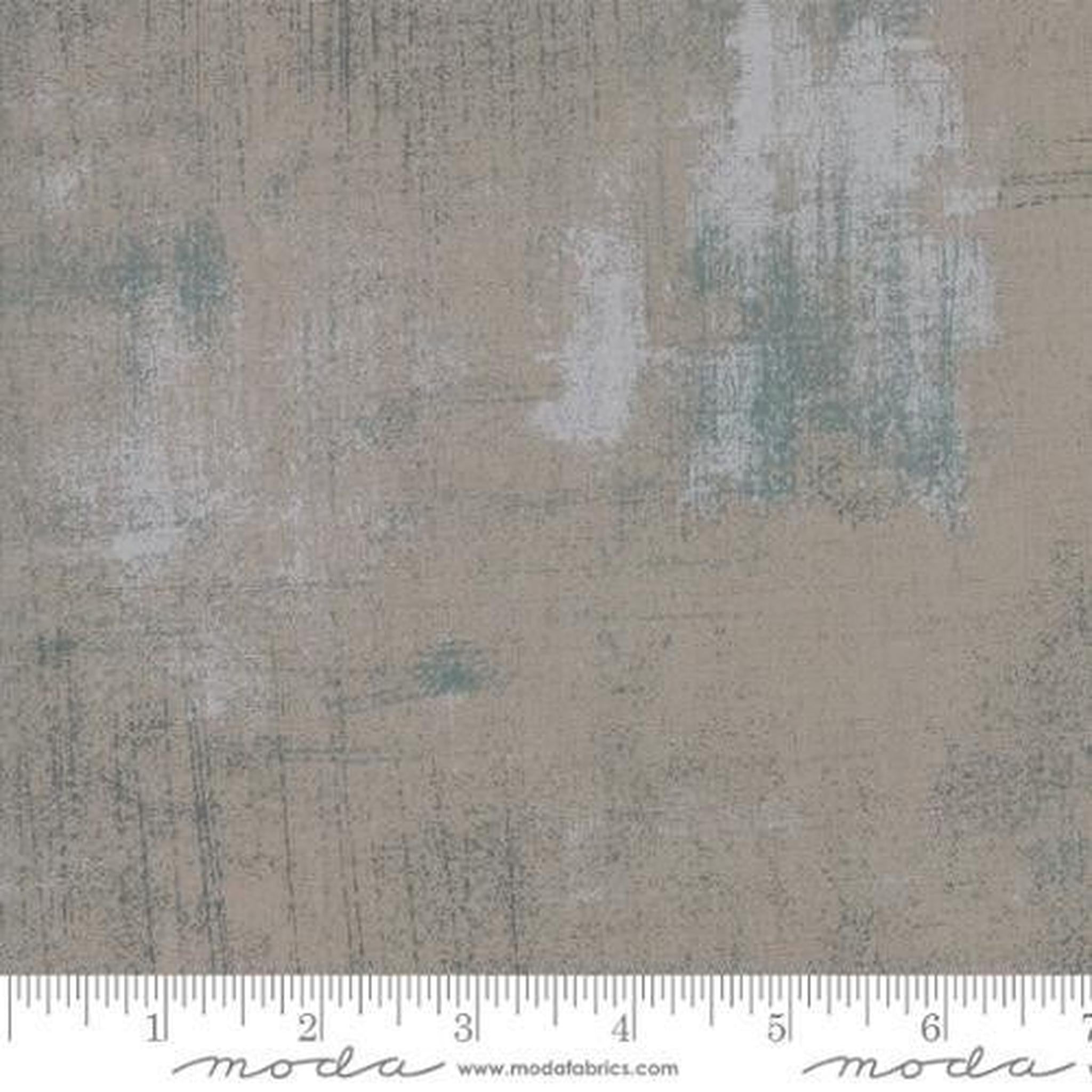 Moda Grunge Grey Couture
