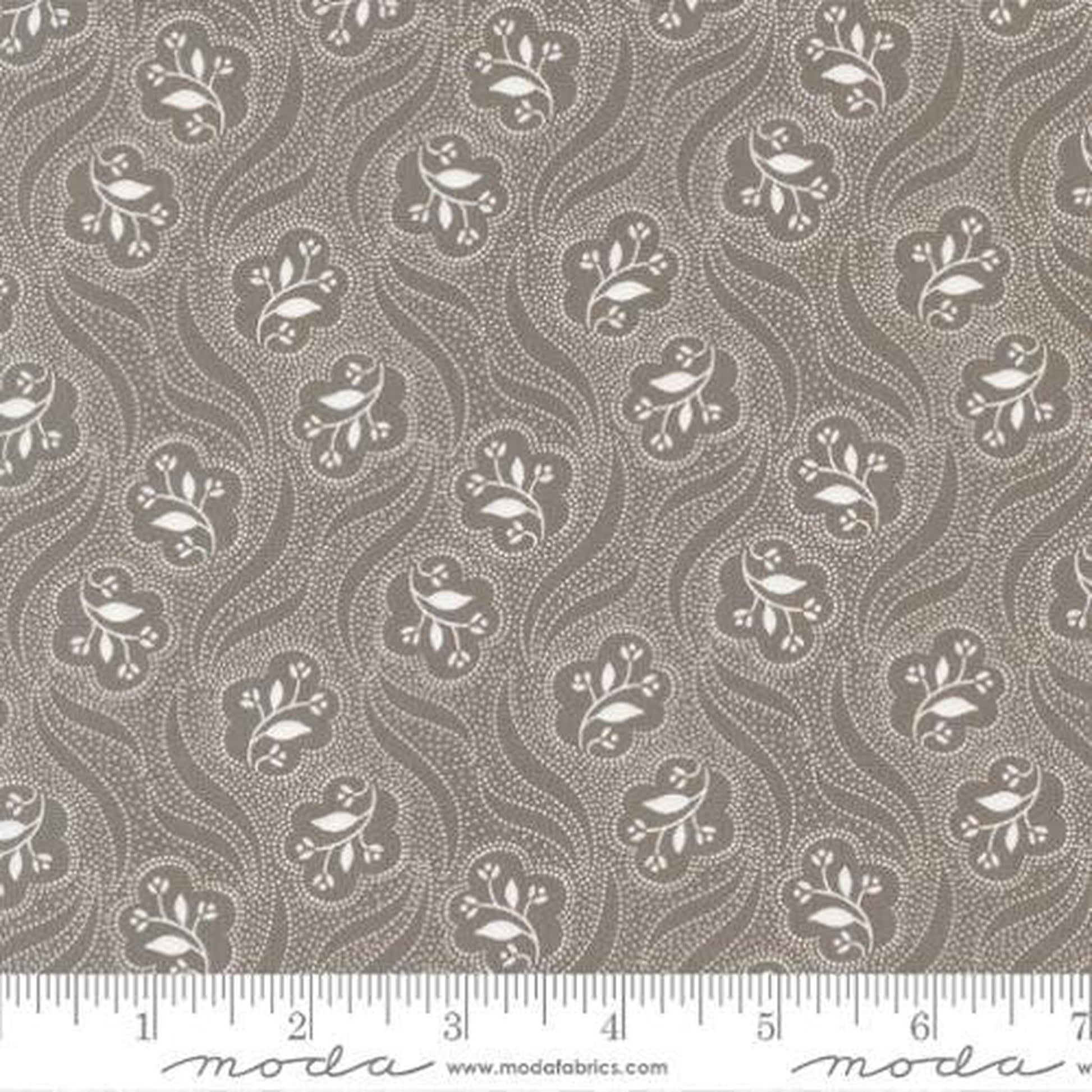 Moda Honeybloom Prancing Posies - Charcoal