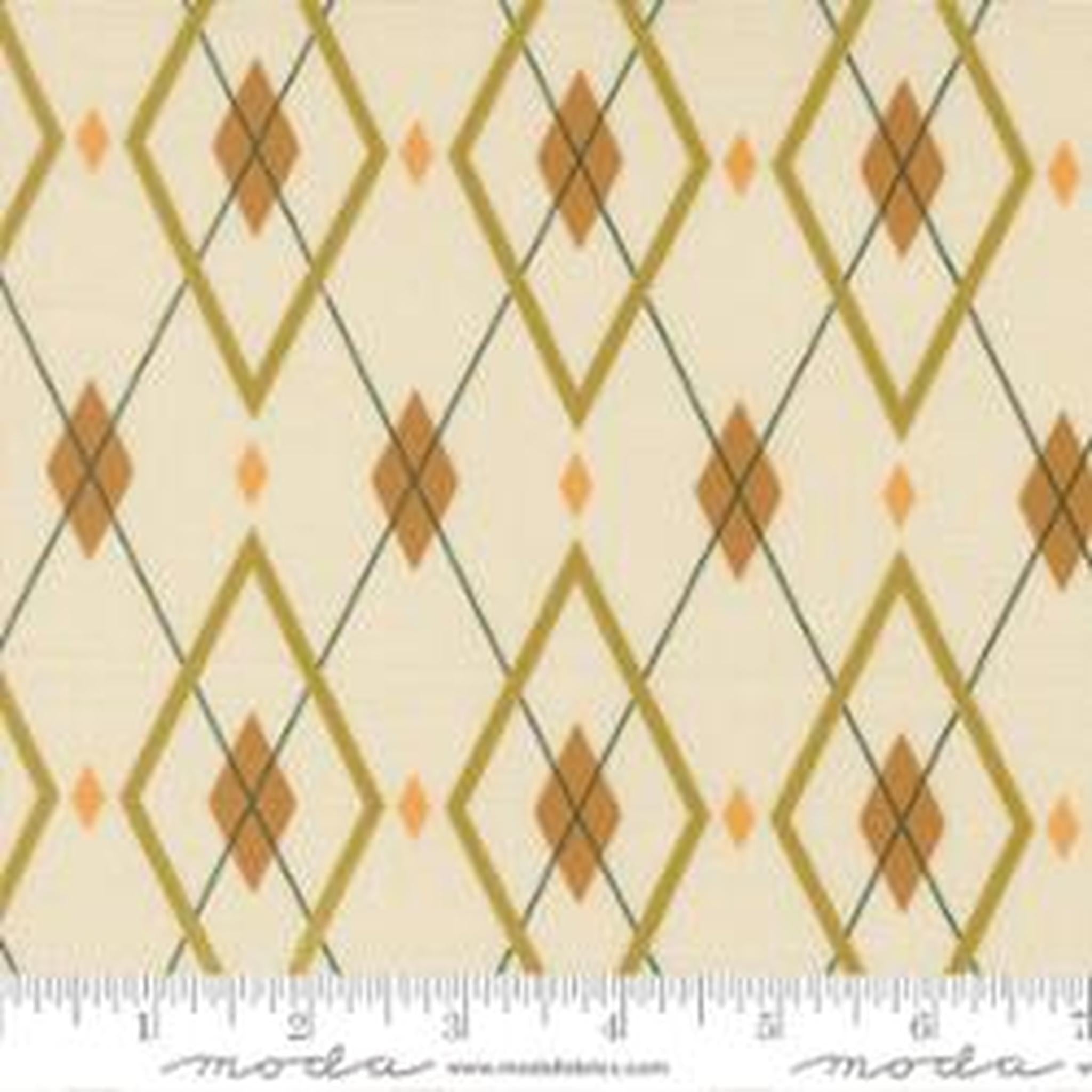Moda Peachy - Eggshell Diamond Trellis