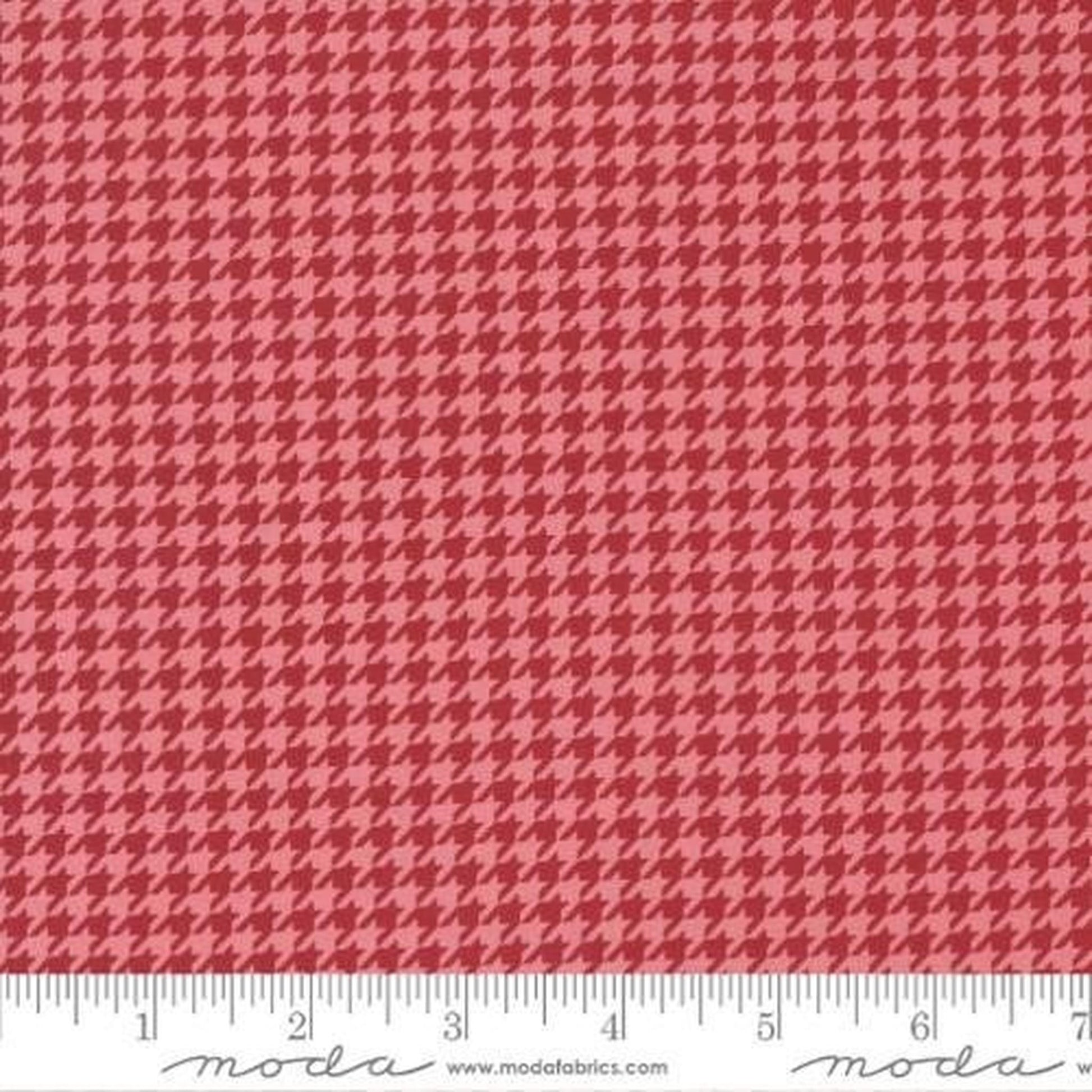 Moda XOXO Houndstooth - Lipstick Rose
