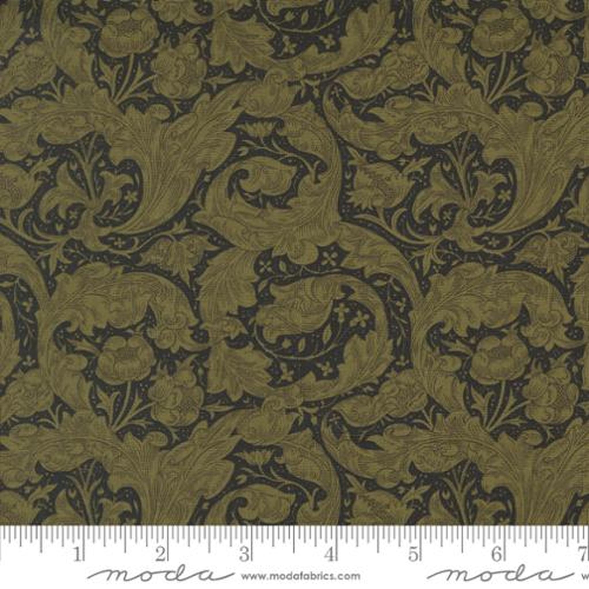 Morris Manor by Barbara Brackman - Bachelors Button: Ebony