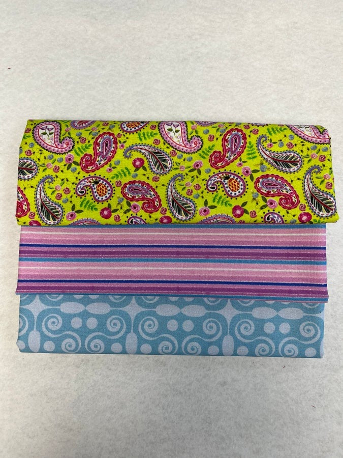 3 - 1 yard Bundle - Paisley on Green