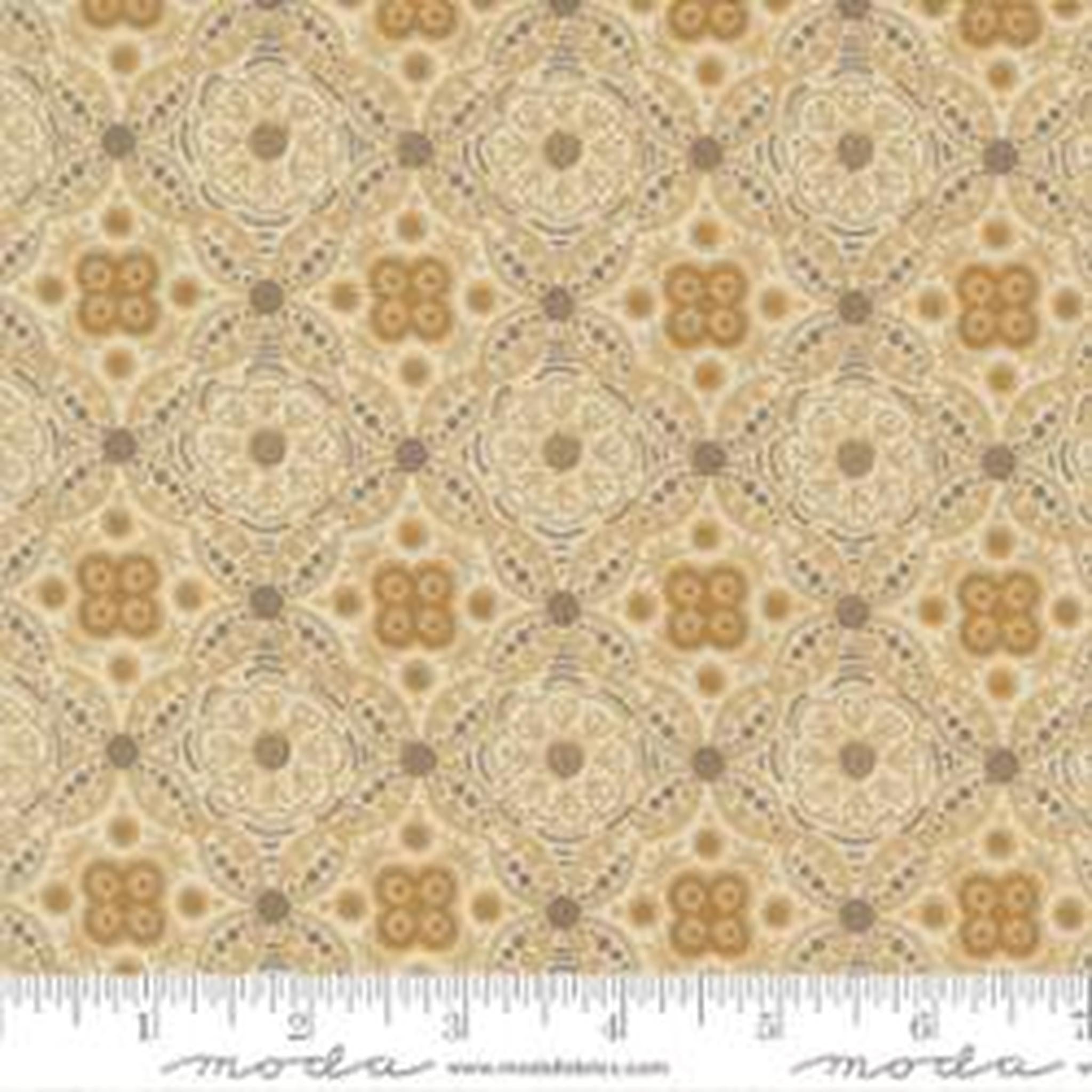 Posh Filigree Damask Medallion Ivory Whisper