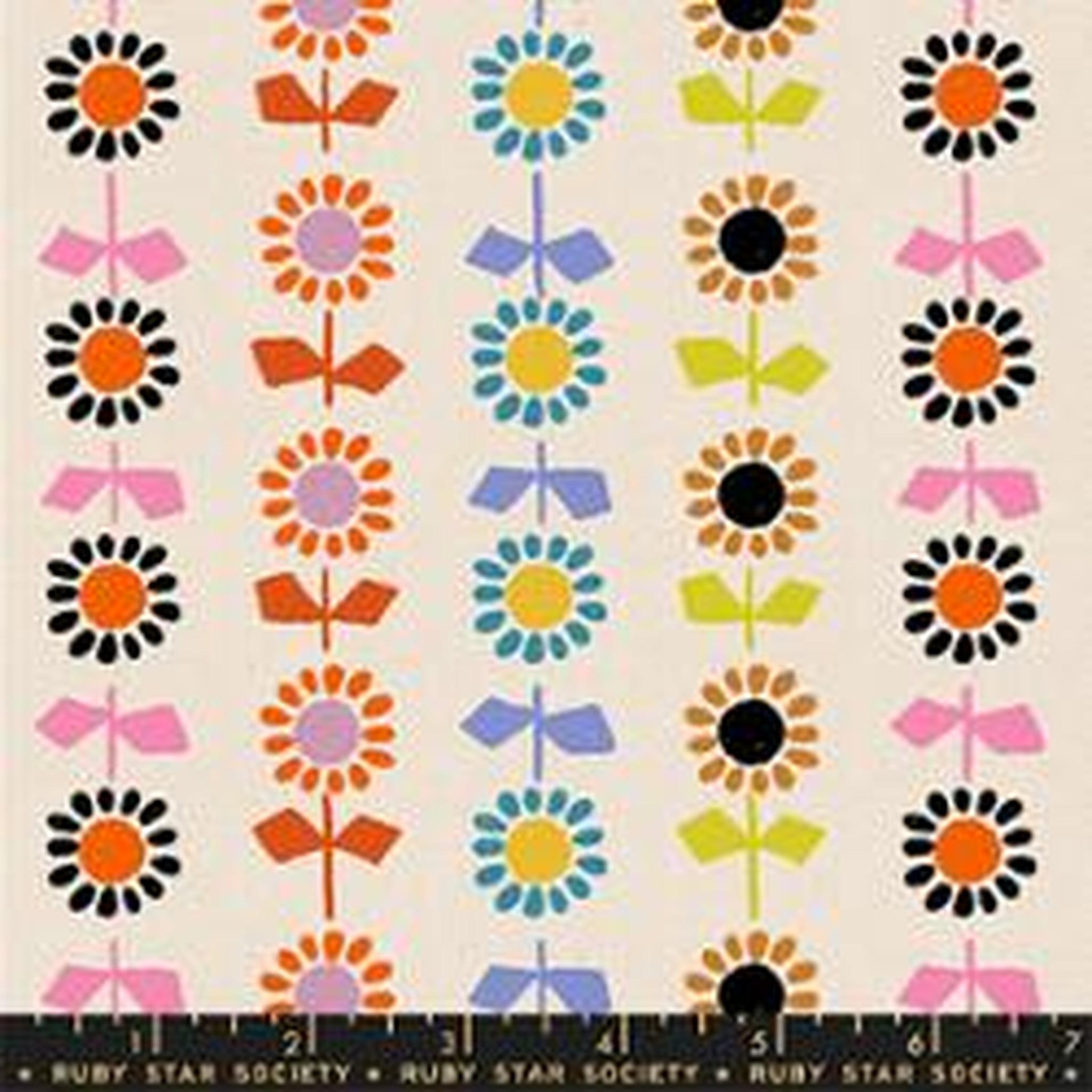 Ruby Star Catnap - Daisy Stripe Canvas Natural