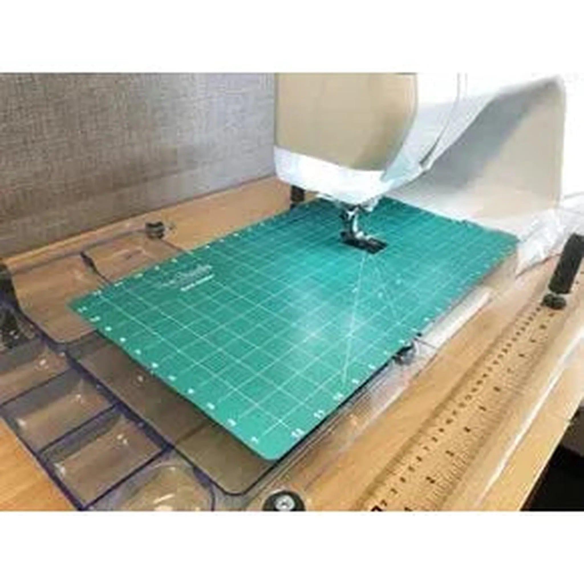 Sew Steady Grid Glider 12" x 20"