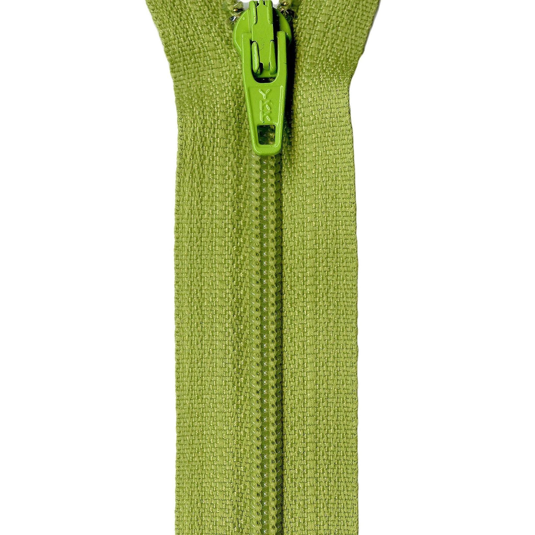 Zipper: #3 - 22 in | Multiple Colors