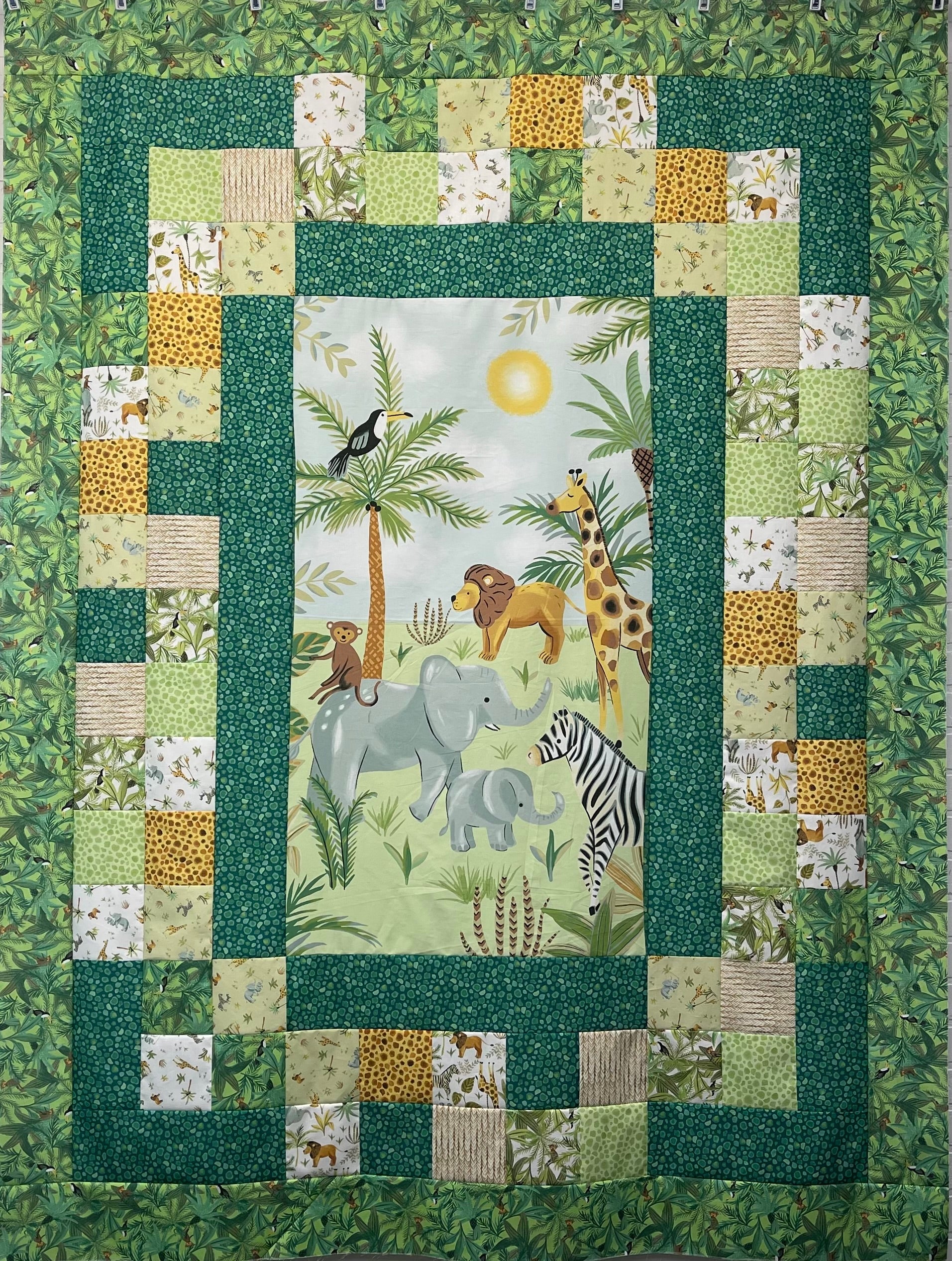 Kit: Hillside Charm King of the Jungle (59" x 77")