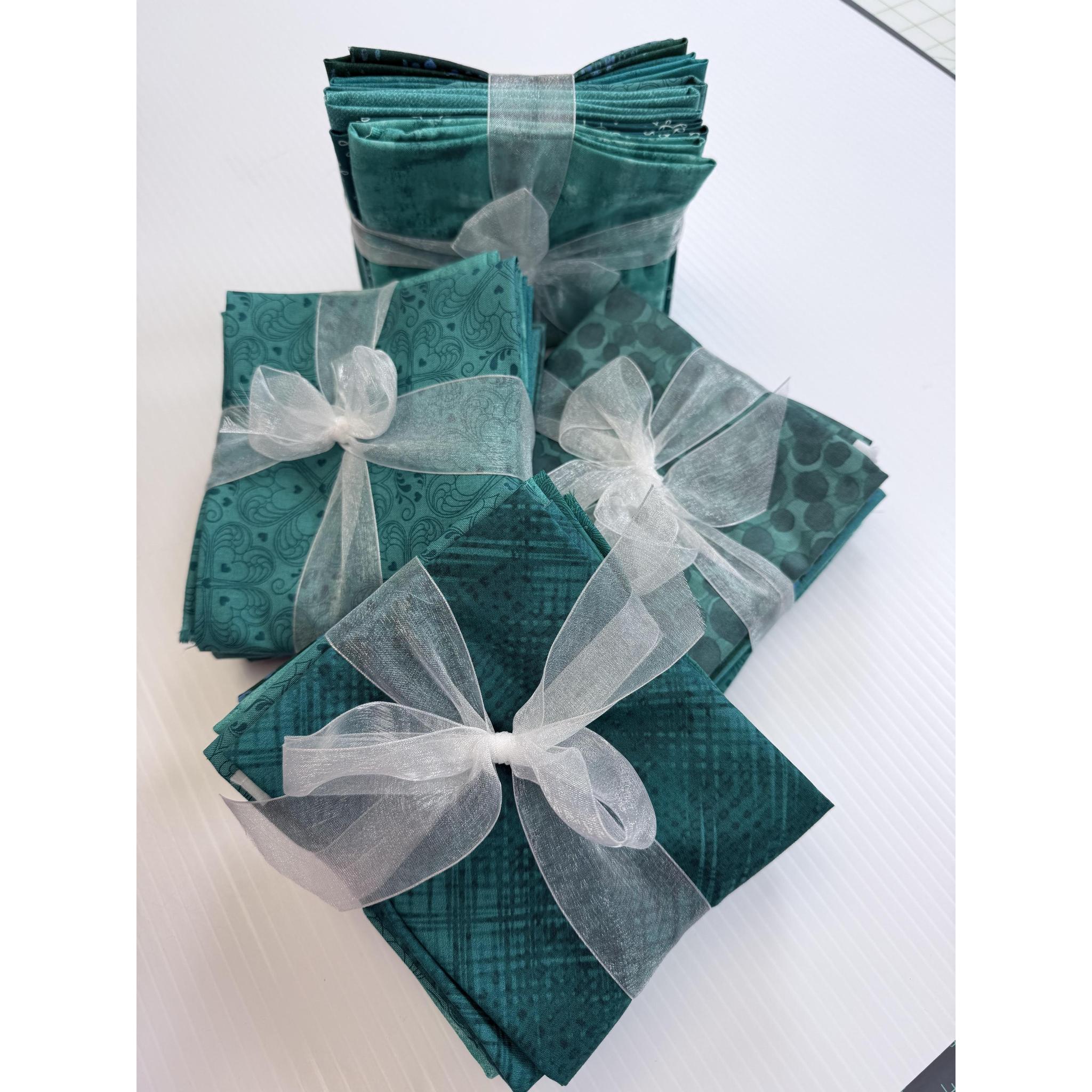 Fat Quarter Bundle (7) - Transformative Teal